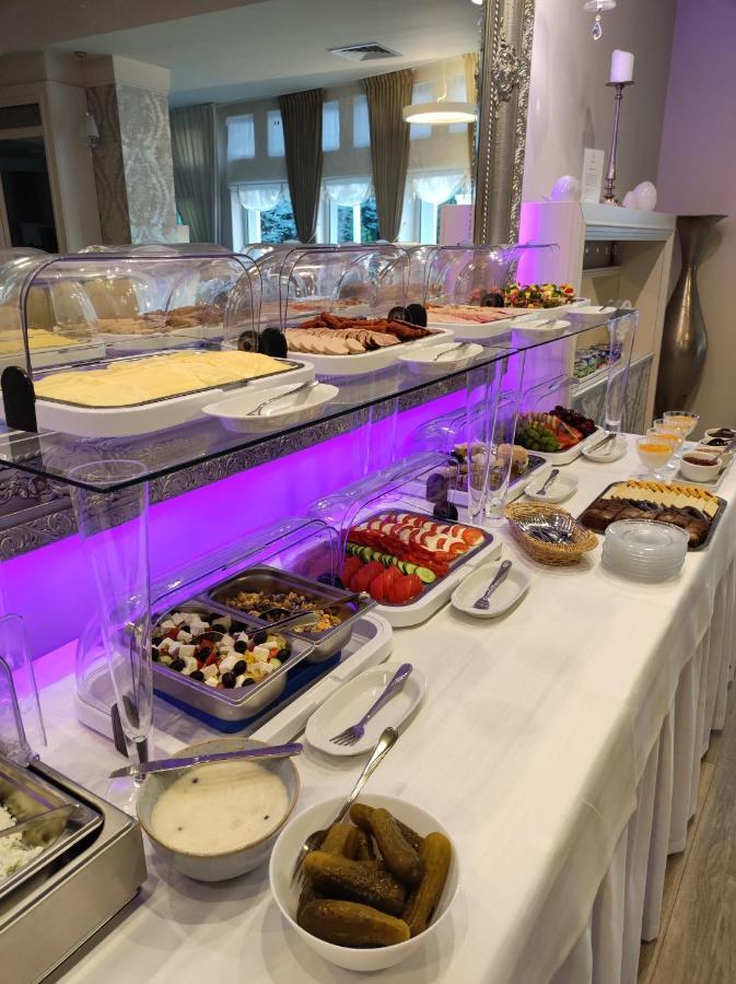 Bialy Dom Henlex Hotel Restauracja Poznan Bagian luar foto